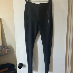 Athleta Stellar Tight in Black